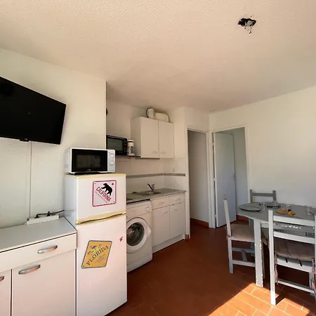 Cosy Avec Terrasse à 500m De La Plage, Parking, Animaux Admis, Quartier Dynamique - - Fr-1-338-494 Sète